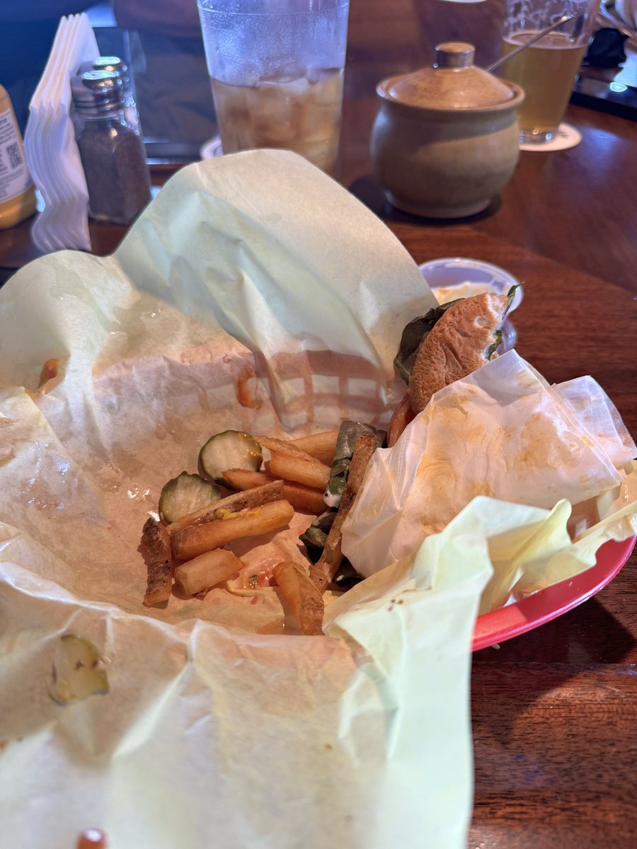 echo5juliet's tweet image. A Monday morning Rocky’s burger is the annual marker that #OverTheLine is over for another year. #OTL 
…..fooled ‘em again