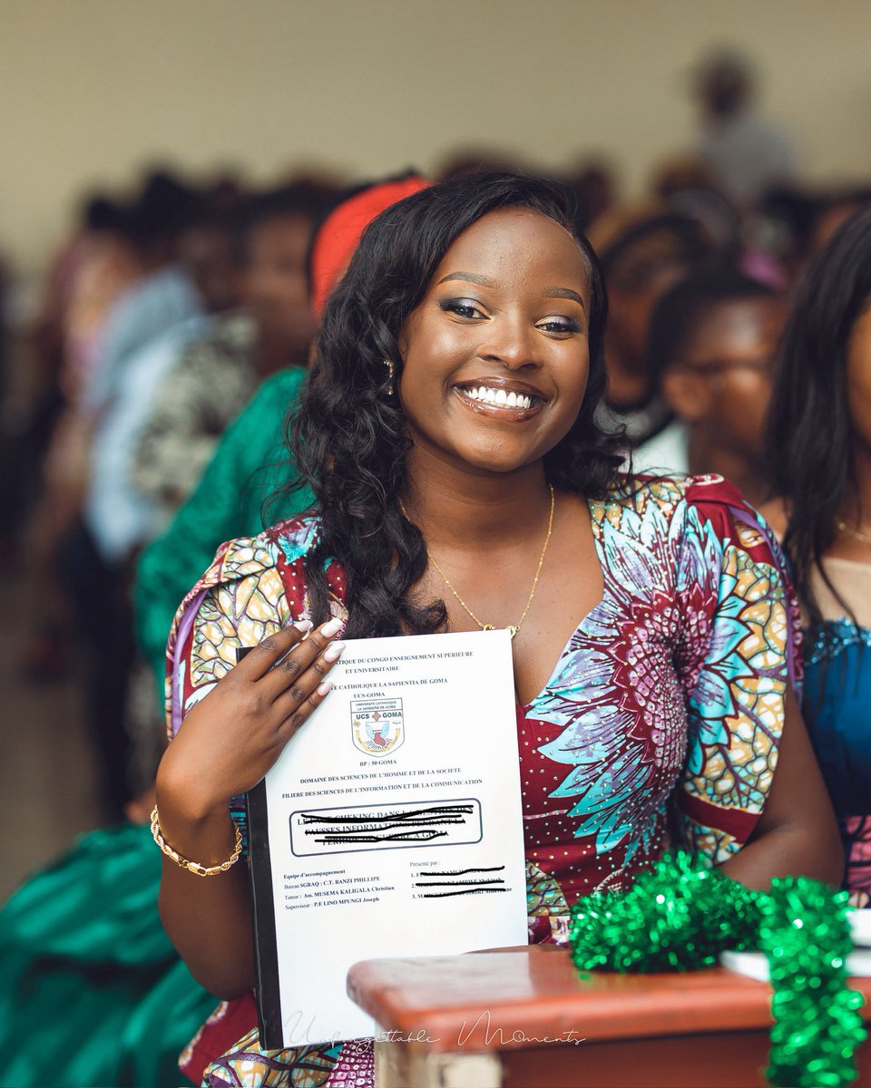 Pour notre travail de fin de cycle sur la communication institutionnelle en contexte multiculturel, nous avons étudié les inférences communicationnelles au sein de <a href="/PoleInstitute/">Pole Institute</a>. Nous avons proposé une stratégie audiovisuelle pour les réduire.