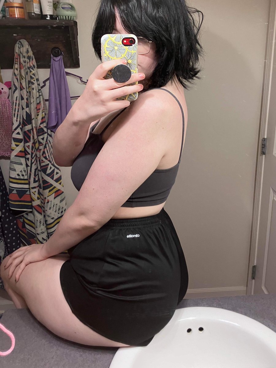 GirlieTree's tweet photo. Pay me! $Acacialaura #paypig #PayPay倍企画 #realpaypig #loyalpaypig #findomgodess #findomworship #findompaypig https://t.co/MVDd0J4ZTO