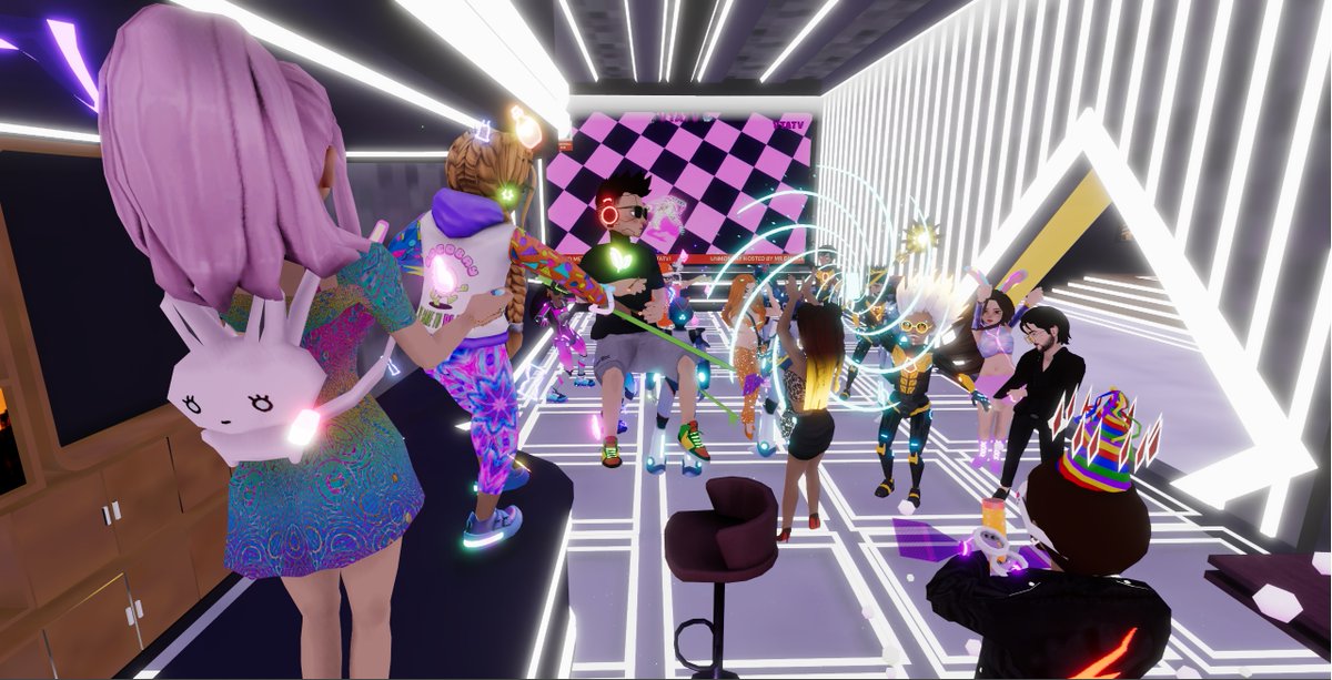 JsCoincollector's tweet photo. Long time since I've been to a #metaverse party. Good to be back. Man, I need that drink over there, perfect 🍸😁

@MrDhingia @vtatveth @decentraland @vtatveth 
#vtatvbotv2 #Unmonday #Decentraland #Metaverse #DCLfam #DCL #NFT #Web3
0x0506d39eFFCAefBC632cbe72C36c4d64759A665F https://t.co/qamJRLgxAT