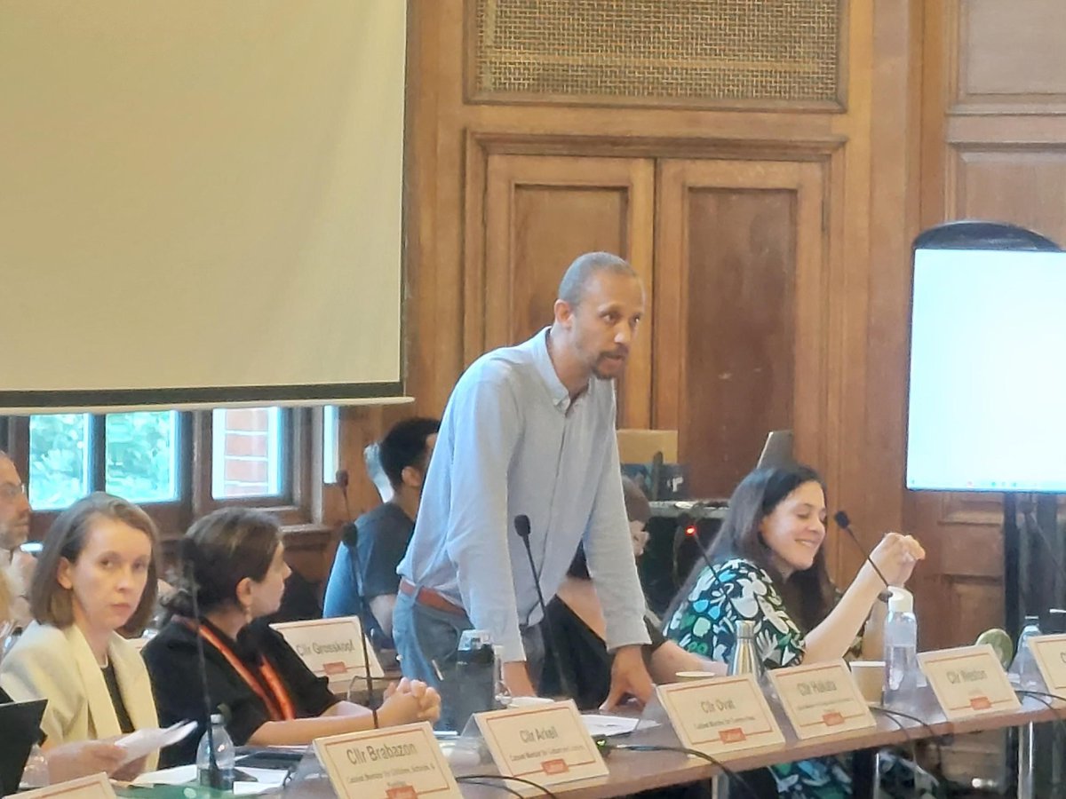 Haringey Council (@haringeycouncil) on Twitter photo Next up is Cllr <a href="/mikehakata/">Mike Hakata</a> discussing how we're tackling the #climate crisis in #Haringey ๐
Weโre still on track to become a net zero borough by 2041 by working with our residents to reduce #carbon emissions and protect their loved ones โค๏ธ Next up is Cllr <a href="/mikehakata/">Mike Hakata</a> discussing how we're tackling the #climate crisis in #Haringey ๐
Weโre still on track to become a net zero borough by 2041 by working with our residents to reduce #carbon emissions and protect their loved ones โค๏ธ