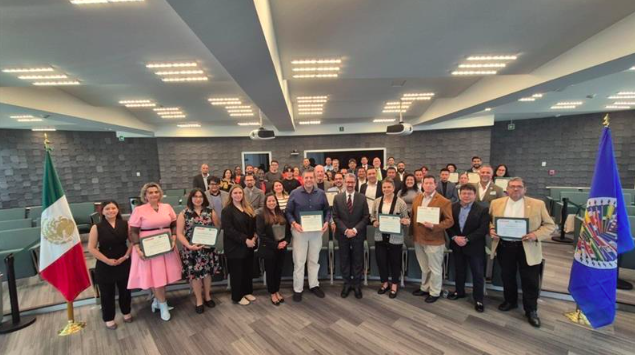 OEA_CICTE's tweet photo. Más de 100 agentes del sector público y privado relacionados con la prevención del #ExtremismoViolento, pertenecientes a 19 países @OEA_oficial, se capacitaron la semana pasada en nuestro taller de formación sobre esta materia, desarrollado en #CDMX🇲🇽 junto a @udlap https://t.co/UaLfU6mdp9