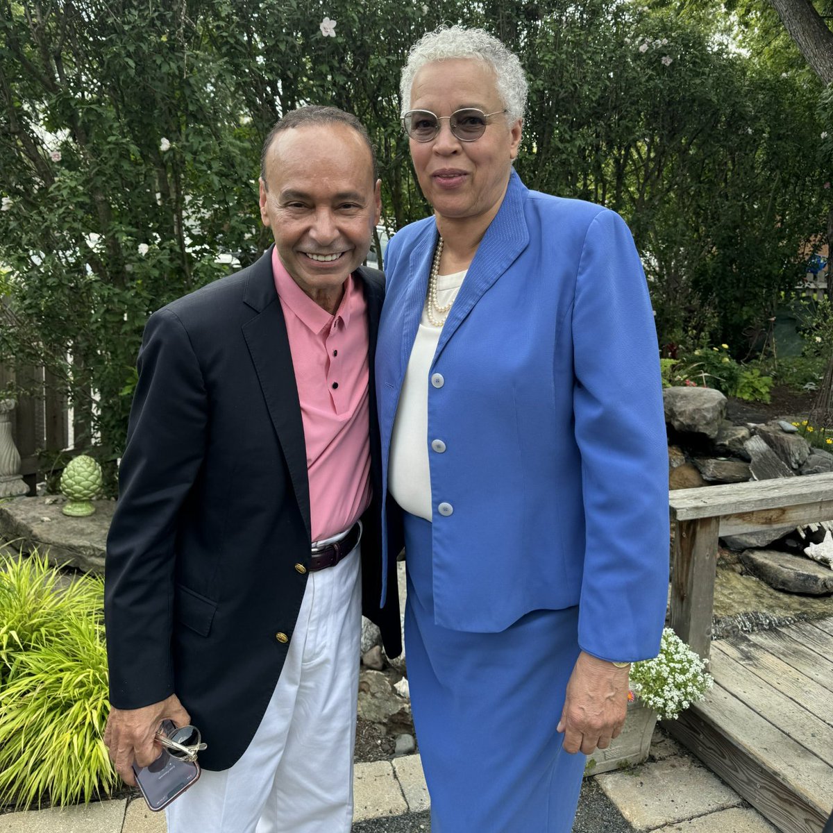 Yesterday I was able to show support for my friend Cook County Board President <a href="/ToniPreckwinkle/">Toni Preckwinkle</a>. It was a fantastic reminder of how important strong local leadership is for pushing positive change! It was great seeing Commissioner @CommissionerFr2Frank as well!