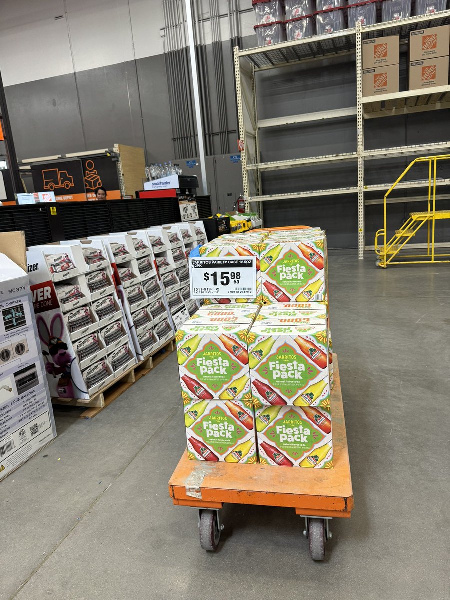 I spy!!!!! <a href="/Jarritos/">Jarritos</a> x <a href="/HomeDepot/">The Home Depot</a>! 

<a href="/HomeDepot/">The Home Depot</a> wen Bones pfp?

How many of your other drink providers are web2 x web3?!??

opensea.io/collection/bon…