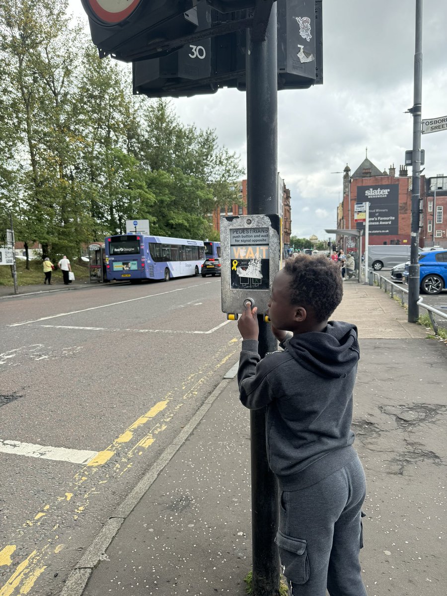 Our North Lanarkshire kids travelling into the city centre! 🤩 #EnableCommunities <a href="/Enable_Tweets/">Enable</a> <a href="/Motability/">Motability Foundation</a>