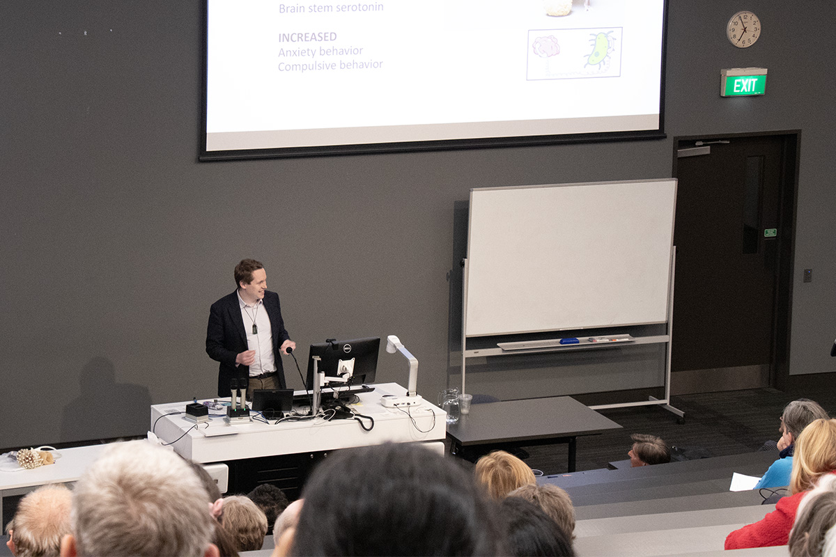 Last week's public lecture on "Restoring the gut microbiome for a healthy life" was a resounding success! Thank you to our outstanding speakers, Profs Justin O’Sullivan, Wayne Cutfield, and Dr Theo Portlock, and everyone who came along. We'll post the video in a few weeks.