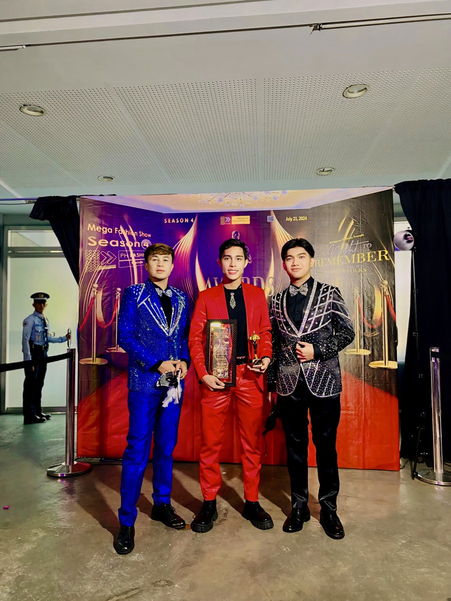 Jd_banez06's tweet photo. About last night👏🏻 @ philippines fashion trend awards night👏🏻❤️ https://t.co/2Kler0Uawp