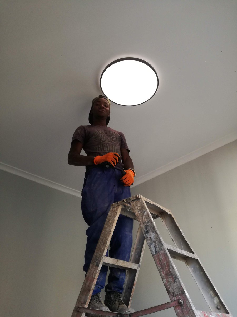 ProFinishHS's tweet image. SUPPORT ME👏

𝙇𝙄𝙂𝙃𝙏𝙄𝙉𝙂 𝙏𝙍𝘼𝙉𝙎𝙁𝙊𝙍𝙈𝘼𝙏𝙄𝙊𝙉𝙎:  Swap out old lights for sleek, energy-efficient downlights, creating a brighter, more inviting atmosphere in your home.

@CapeTown @CityofCT @lovecapetown #renovations #handyman #services #capetown