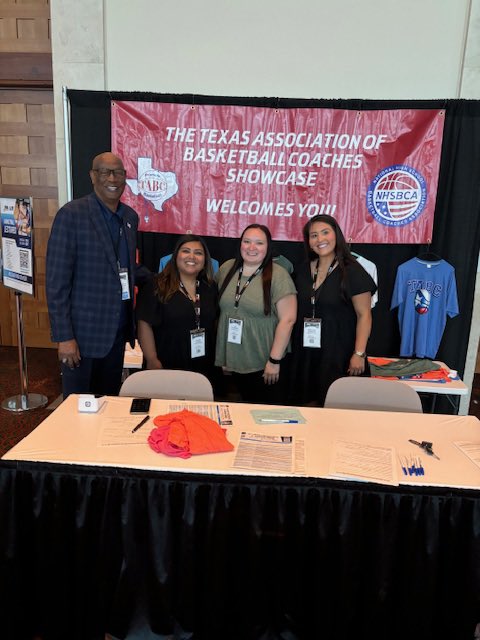 Tabchoops's tweet photo. Lots  of TABC speakers, coaches, and administrators attending the 2024 THSCA Convention in San Antonio at the Henry B. Gonzalez Convention Center https://t.co/1N5QS1JiUe