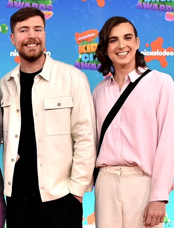 TateConfidential tweet media