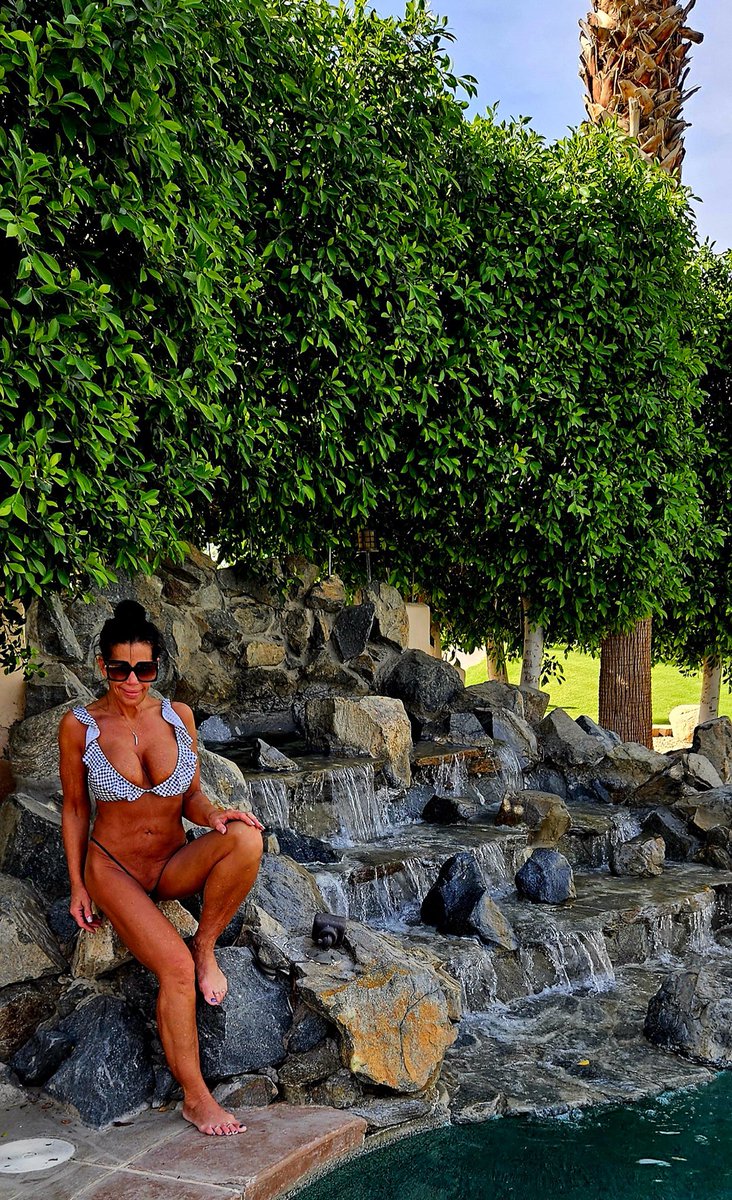 I forgot my bikini bottoms at the spa yesterday, so I got creative with black masking tape!