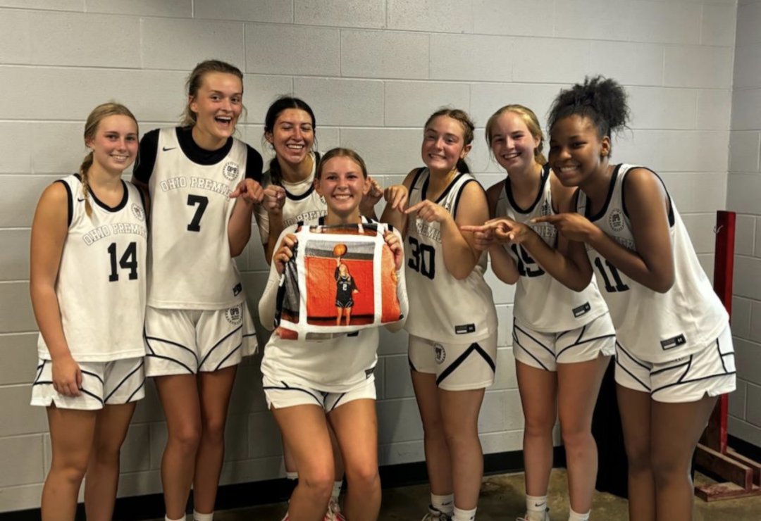 Premier Basketball (@ohiopremierbas1) on Twitter photo Last Event for our 2025's (4-2@ The Finale) & their game today finished with a dub! Great group of ladies ❤️. #memories #FriendshipForever <a href="/painter_chuck/">Chuck Painter</a> <a href="/izzypainter24/">izella painter</a> <a href="/TerrellBraylin/">Braylin Terrell</a> <a href="/elliehorst2/">Ellie Horst</a> <a href="/amielj_/">Amiel Jones</a> <a href="/larkyn2334/">larkyn eysoldt</a> <a href="/BondurantKendra/">Kendra Bondurant</a> <a href="/AliSolomon45020/">Ali Solomon</a> <a href="/SieraLoudermilk/">Siera Loudermilk</a> Last Event for our 2025's (4-2@ The Finale) & their game today finished with a dub! Great group of ladies ❤️. #memories #FriendshipForever <a href="/painter_chuck/">Chuck Painter</a> <a href="/izzypainter24/">izella painter</a> <a href="/TerrellBraylin/">Braylin Terrell</a> <a href="/elliehorst2/">Ellie Horst</a> <a href="/amielj_/">Amiel Jones</a> <a href="/larkyn2334/">larkyn eysoldt</a> <a href="/BondurantKendra/">Kendra Bondurant</a> <a href="/AliSolomon45020/">Ali Solomon</a> <a href="/SieraLoudermilk/">Siera Loudermilk</a>