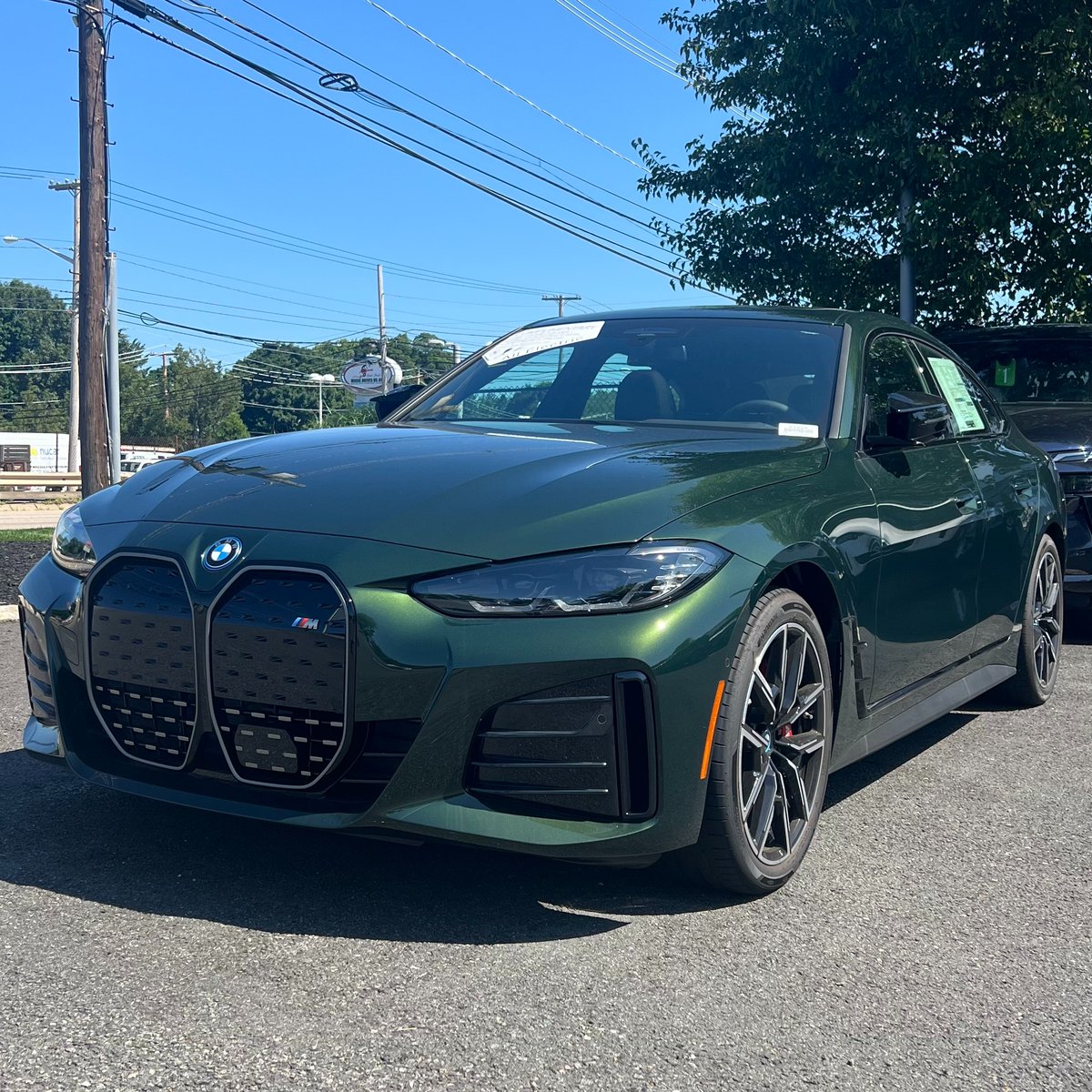 NorwoodBmw's tweet image. 💚 Jewel tones never go out of style! Shine bright and make a statement in this stunning BMW i4.

#AvailableNow #TestDriveReady #BMWLove #DriveInStyle
