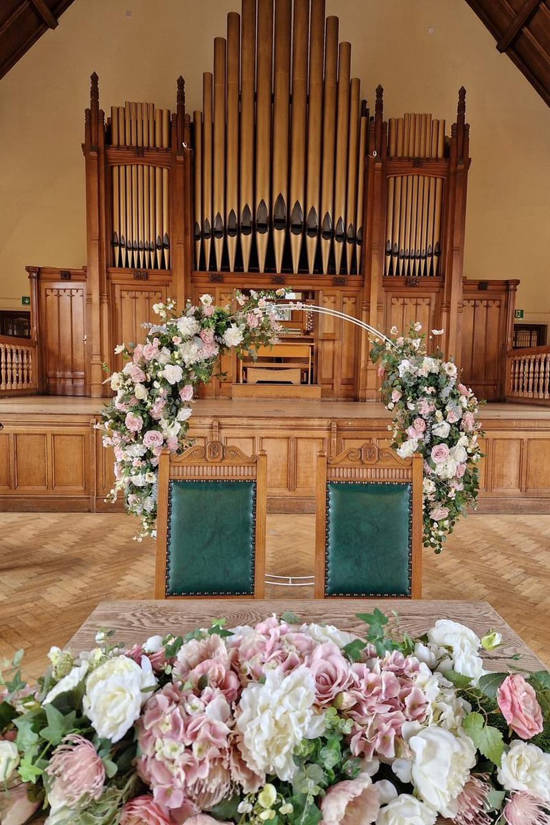 BSS_Events's tweet photo. Met at Bolton School and married at Bolton School. 20.07.24 Natasha &amp; David became Mr &amp; Mrs Martindale congratulations to the happy couple. 

@BoltonSch @BoltonSchAlumni https://t.co/8oMyFMCRrf