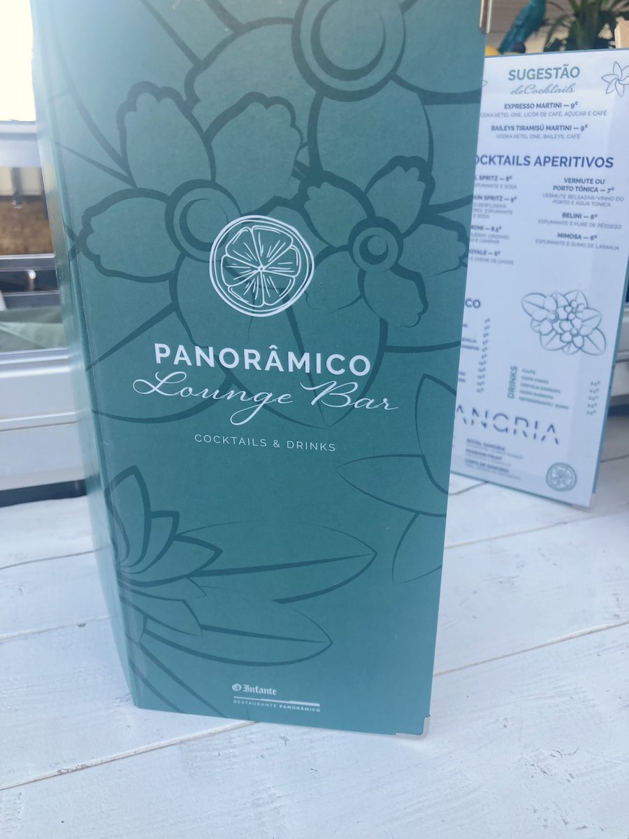 WhosKateStrange's tweet photo. I don’t usually do the local beach resorts but checking out a few places with pools ahead of more family coming out #PraiaVerde https://t.co/I1EZoMCmab