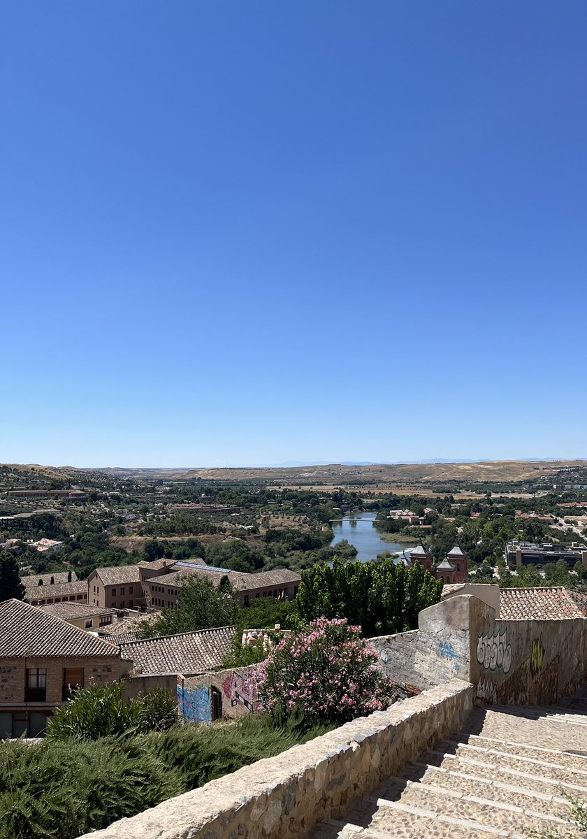 Alex Edwards tweet media