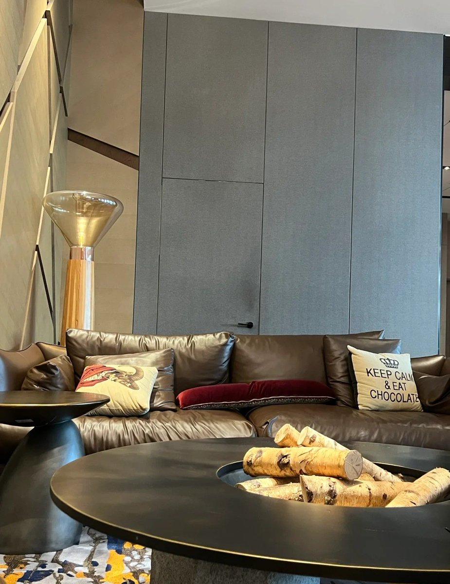 Vivian_Carrell's tweet photo. Drinking a cocktail can help you sleep~😴😵‍💫😵‍💫 https://t.co/bzfNullKKC