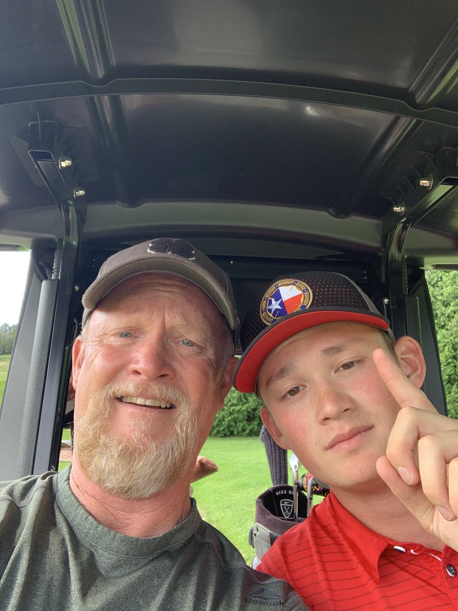 Out on the link with The Boy on a beautiful day.
He started with a birdie but he’s slowly coming back to reality lol.