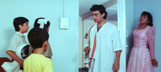 Just_JuhiChawla's tweet photo. Lovely comedy and emotional scenes.
Amazing performances by @iam_juhi , Aamir Khan and @kunalkemmu .

#31YearsOfHumHainRahiPyarKe https://t.co/OYwa8UIUQc