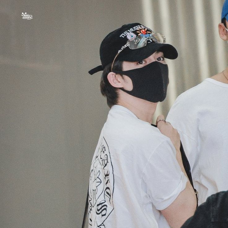 095SEUNGCHEOL's tweet photo. — the one where ariel had a crush. https://t.co/2FxpuGeP7a