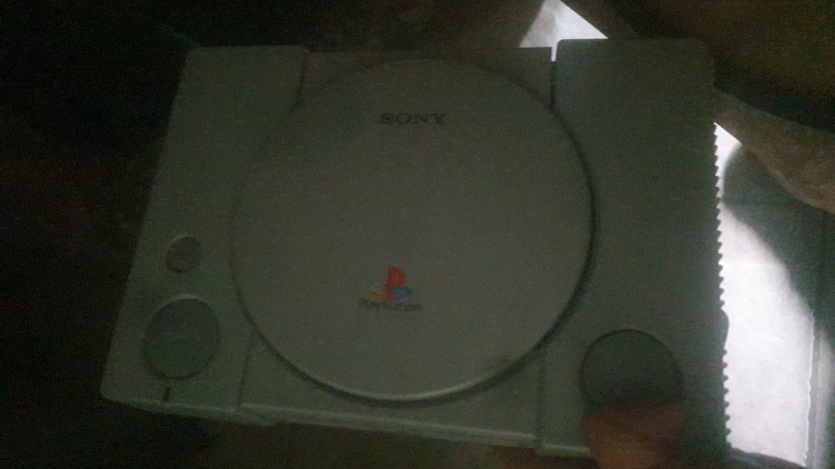 Segads1b tweet media