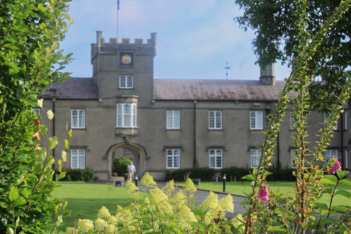 ScottHibberson's tweet photo. Wonderful weekend in Lampeter for the annual
@LampeterSociety
reunion. It's always good to see old friends and make new ones too :) https://t.co/52dgORDnku