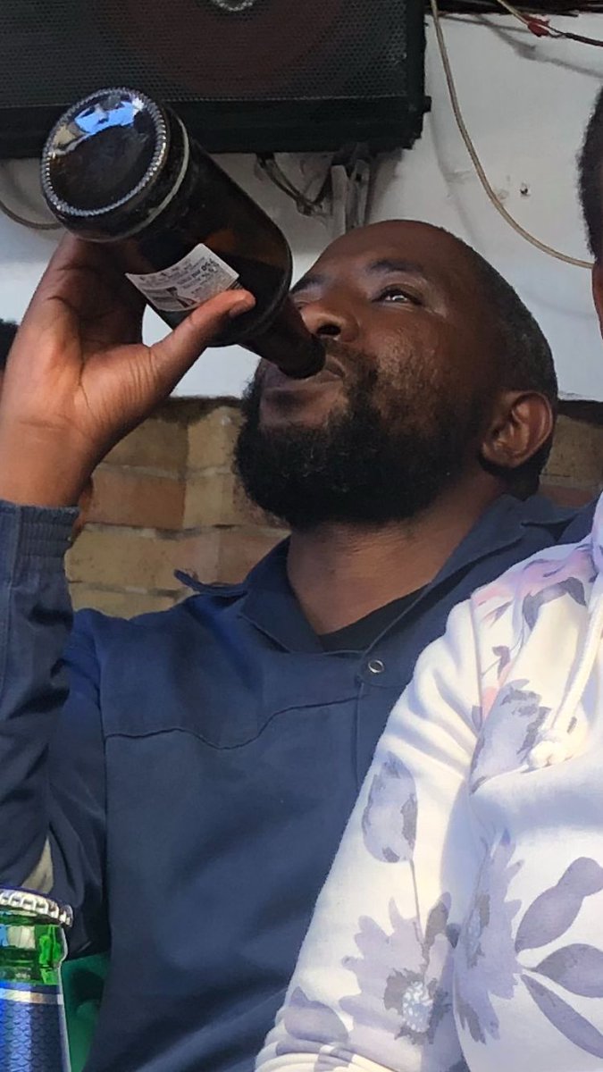 troy_oceans's tweet photo. @KeaMohapi_ Mofeng hle please, nna ke rekile beer. https://t.co/5PUuRToEhT