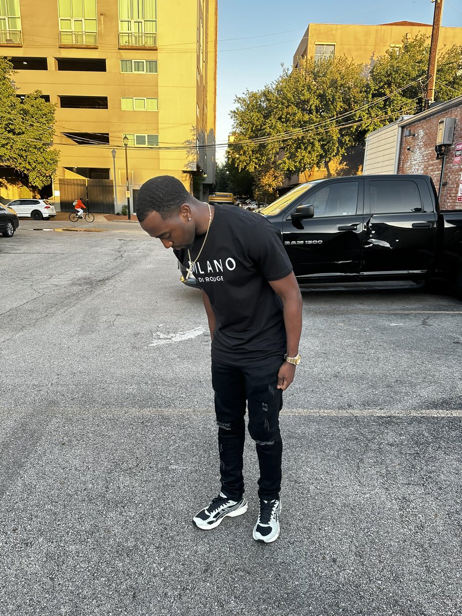 ImWhitdat's tweet photo. I’m a product of the field, i’m just in my disguise 🤫 https://t.co/o9qaWtKURK