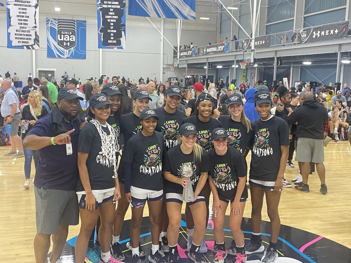 2028WVThunder's tweet photo. @WVThunderUAA 
@WVThunder2025 
@WVThunder2027 
@Scottejohnson12 
Congratulations to these two teams on winning their @UANextGHoops Championships!!! CHAMPS!!! https://t.co/6kylMyDoJG