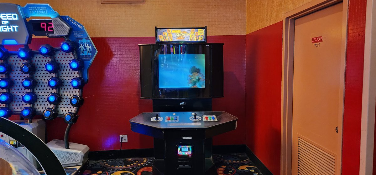 usmc_rotendo's tweet image. I don't care what you say, but your hotel isn't a hotel if it doesn't have good old MvC2 in it! #mvc2
