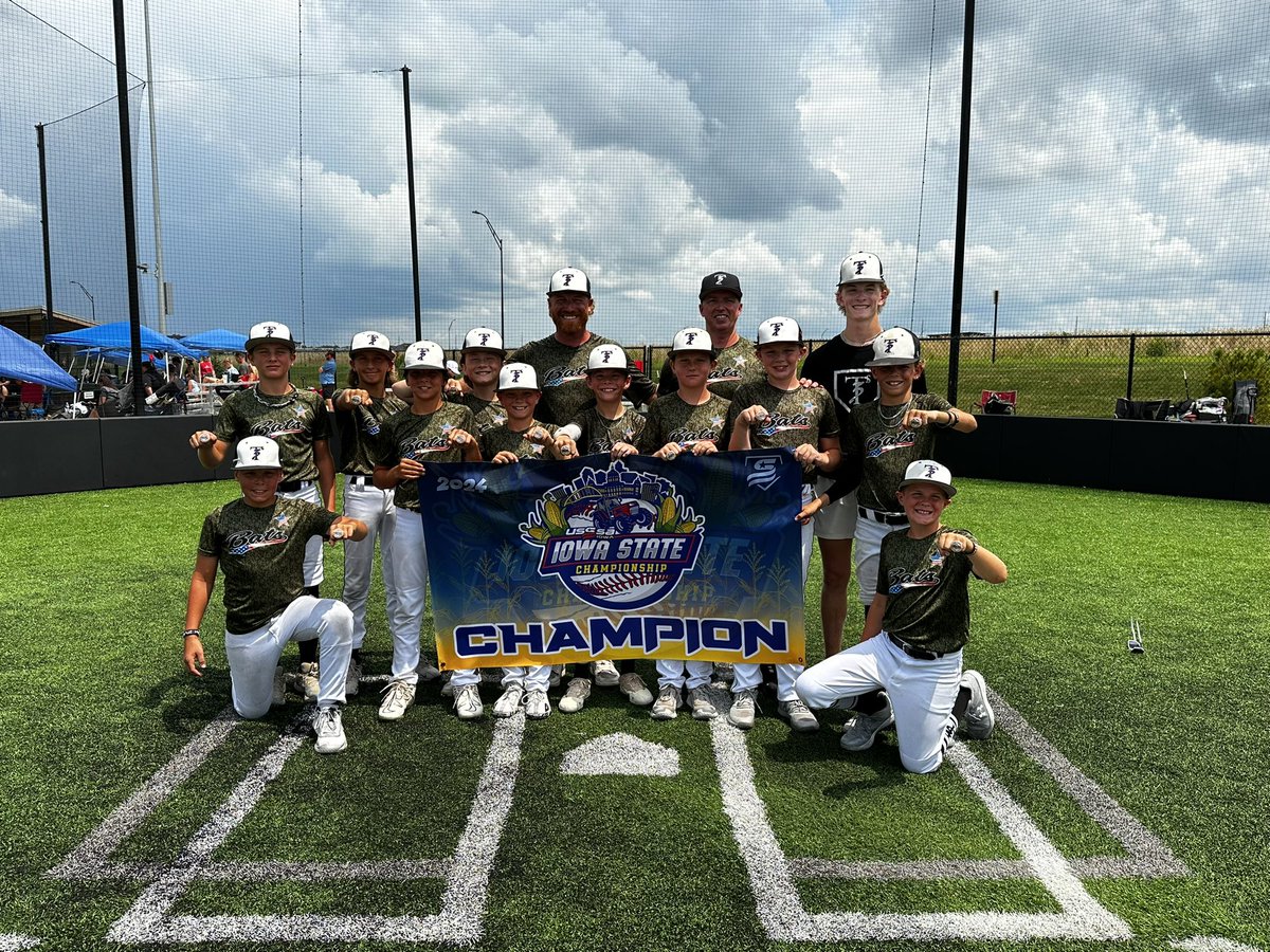 3tsclubhouse's tweet photo. Congratulations 3T’s Bats 11u Black!  Overall State Champions!  #gobatsgo #champs #buildacrib #undefeated @ToranCatching @CentIASports @wallace526 https://t.co/iRHF7rril6