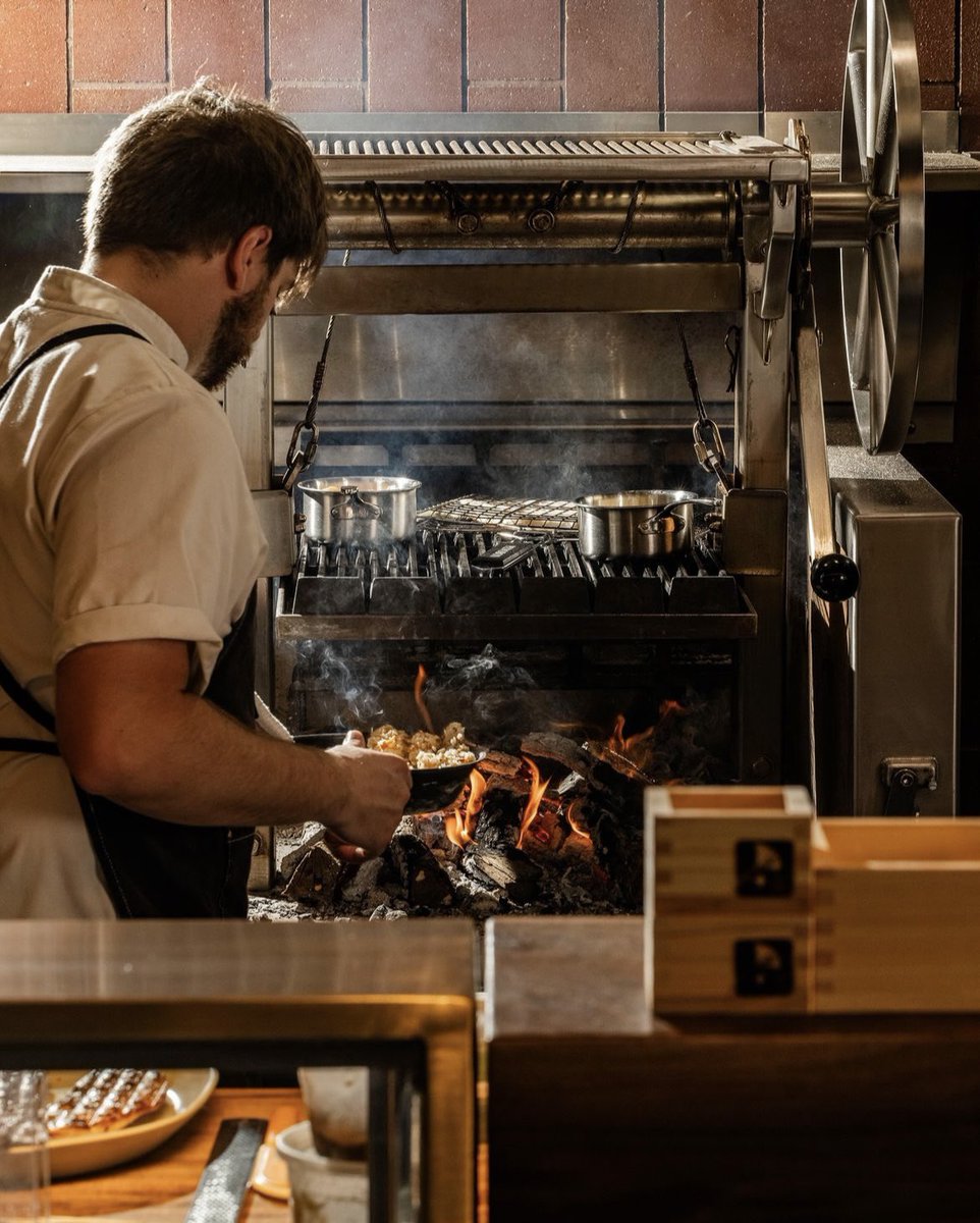 JadeRange's tweet photo. Embracing the art of this custom Beech Hearth and wheel grill, igniting flavors that captivate every plate 🔥 🍽️  

#beechovens #jaderange #commercialkitchenequipment #eatertx #hearthoven #middleby https://t.co/XFTOVm2fFj