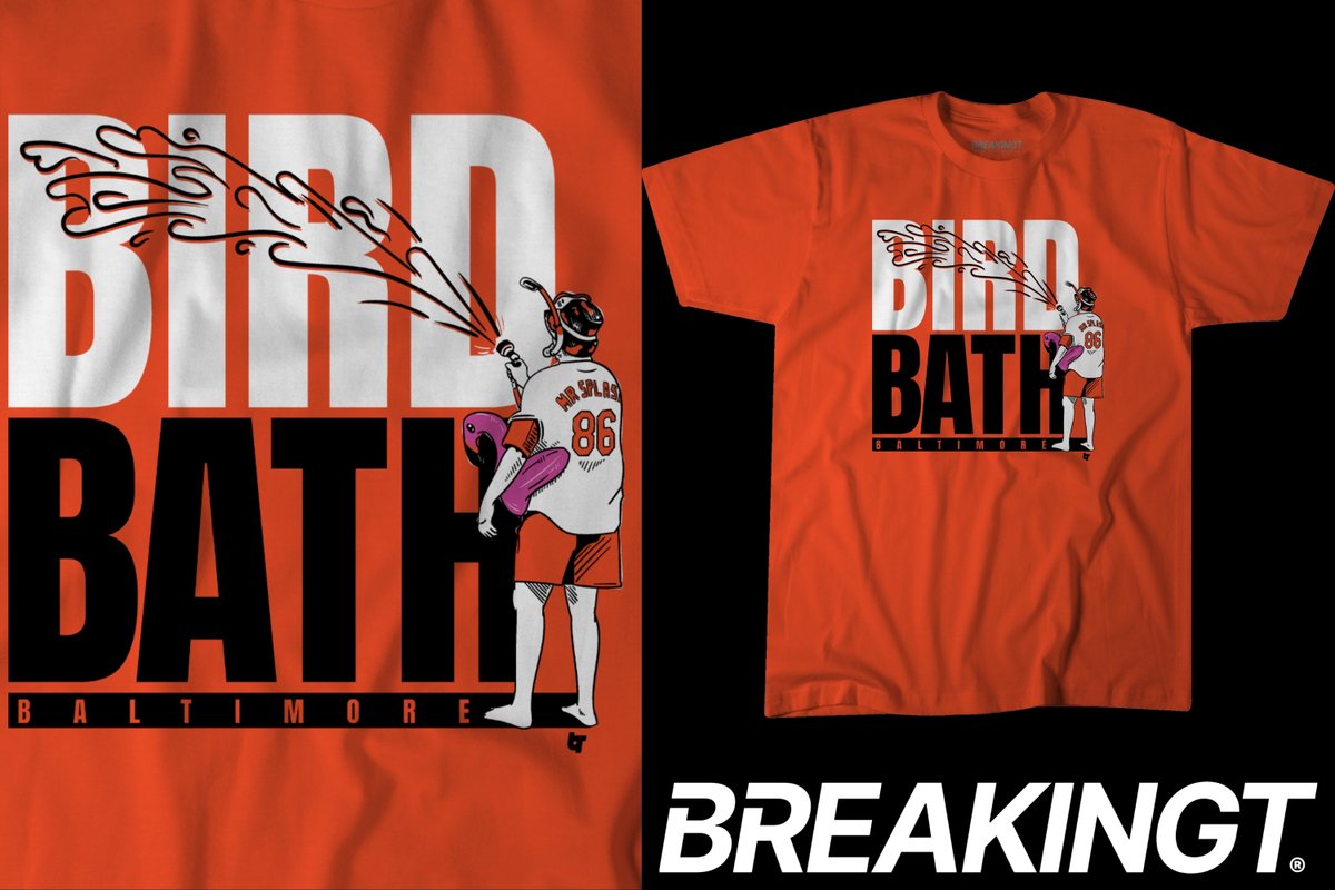BreakingT's tweet photo. THE MAN. THE MYTH. THE LEGEND. #MrSplash finally gets the love he's always deserved!!
#birdbath #baltimore #baltimoreorioles #Birdland #orioles https://t.co/v3clNcQ988