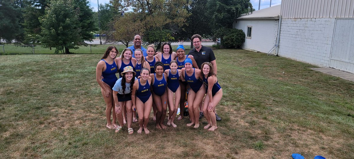 Interested in playing water polo this fall? Join our team informational zoom meeting tonight at 5:30. Email Coach Elyse Spraul at elyses235@gmail.com and I'll get the zoom link over to you! 

Go Mavs!