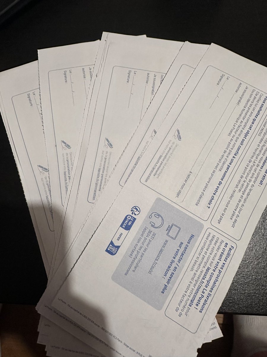 Coucou <a href="/lisalaposte/">La Poste</a>, 16 avis de passage en une journée. Ça va bien vous sinon ? Il faut prendre des vacances non ?