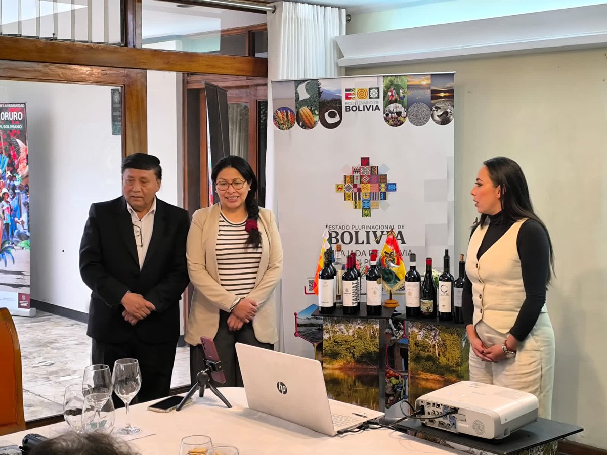 Nota de Prensa | Bolivia promociona en Perú la “Cata de Vinos &amp; Singanis de Altura”
🔗 cancilleria.gob.bo/mre/2024/07/22…

#DiplomaciaDeLosPueblos
#PorLaVida
#UnidosRumboAlBicentenario