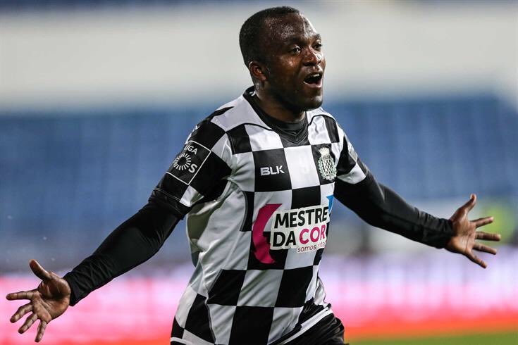 Lembras-te daquelas tardes que passavas com amigos só a lembrarem-se jogadores de futebol random? Vamos recriar isso! 

Nós começamos: Matheus (ex-Boavista, Nacional, Arouca, por aí fora). 

Puxem pela memória 🧠
