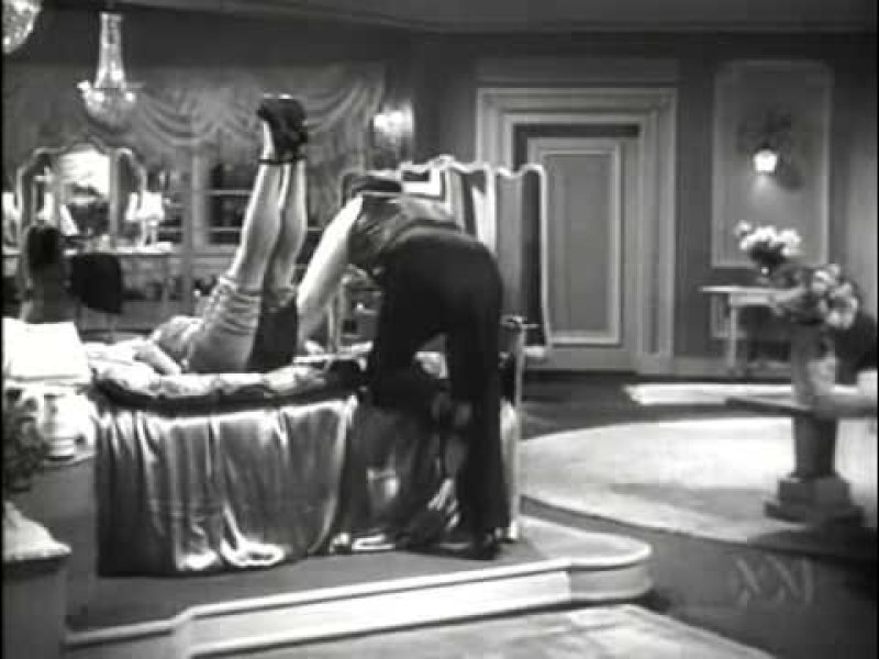 borderObserver's tweet image. #Humor
The Perfect Woman 1949 Rus sempl sub
youtube.com/watch?v=8Qqxnl…
By kosmoaeolita 100/10 Apr 2015

2 mins

Scene from the movie where a British scientist creates a female #robot -- that follow instructions #explicitly.

#PerfectWoman #FrontPage #BorderObserver qt-maga-6935