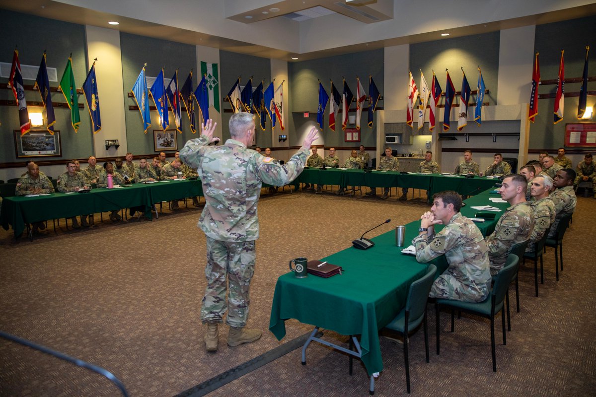 4thInfDiv's tweet photo. Leadership development is the cornerstone of our success by instilling core values, fostering resilience and honing tactical skills. We prepare our leaders to face any challenge and guide their teams to victory.
#ForwardMindset #SteadfastandLoyal #ReadyPeople https://t.co/uMzlinDwAO