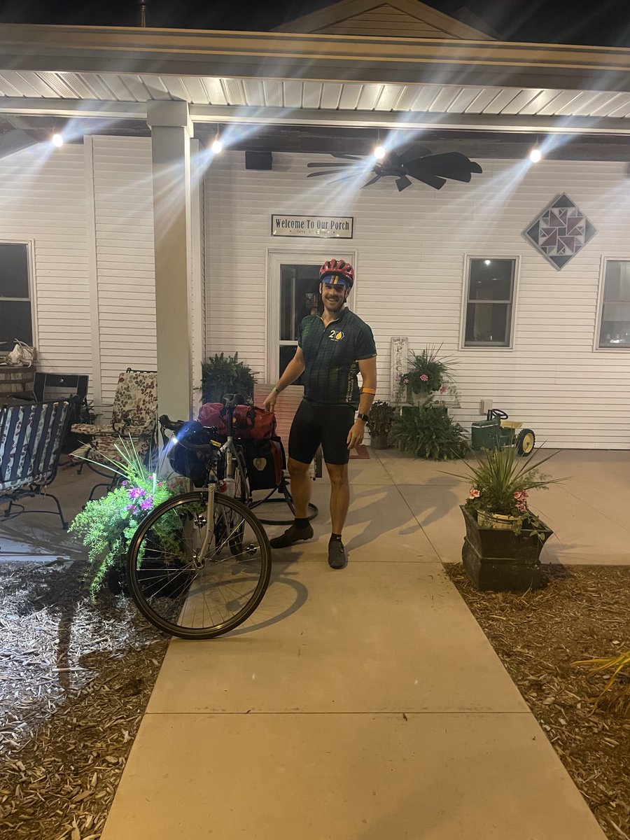 Had the pleasure of hosting ⁦@Mattherman09⁩ last night while on Ragbrai. Leaving my place this morning at 4:30 to ride 20 miles back to overnight town.⁦<a href="/IowaSoybeans/">IowaSoybeans</a>⁩