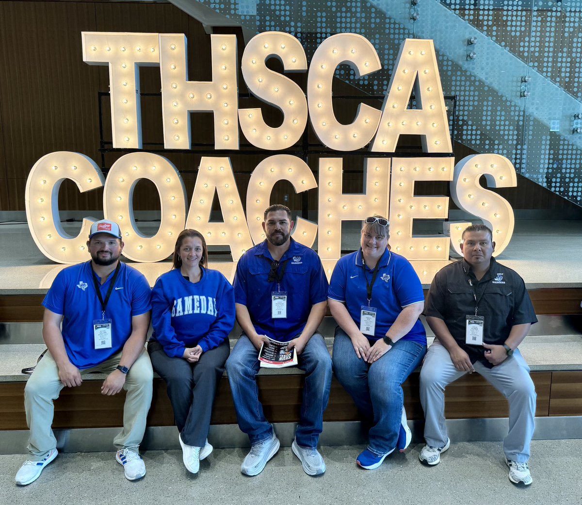 khea1020's tweet photo. THSCA 2024 Badger Pride 💙🤍🦡 https://t.co/VQkbkoqnVT