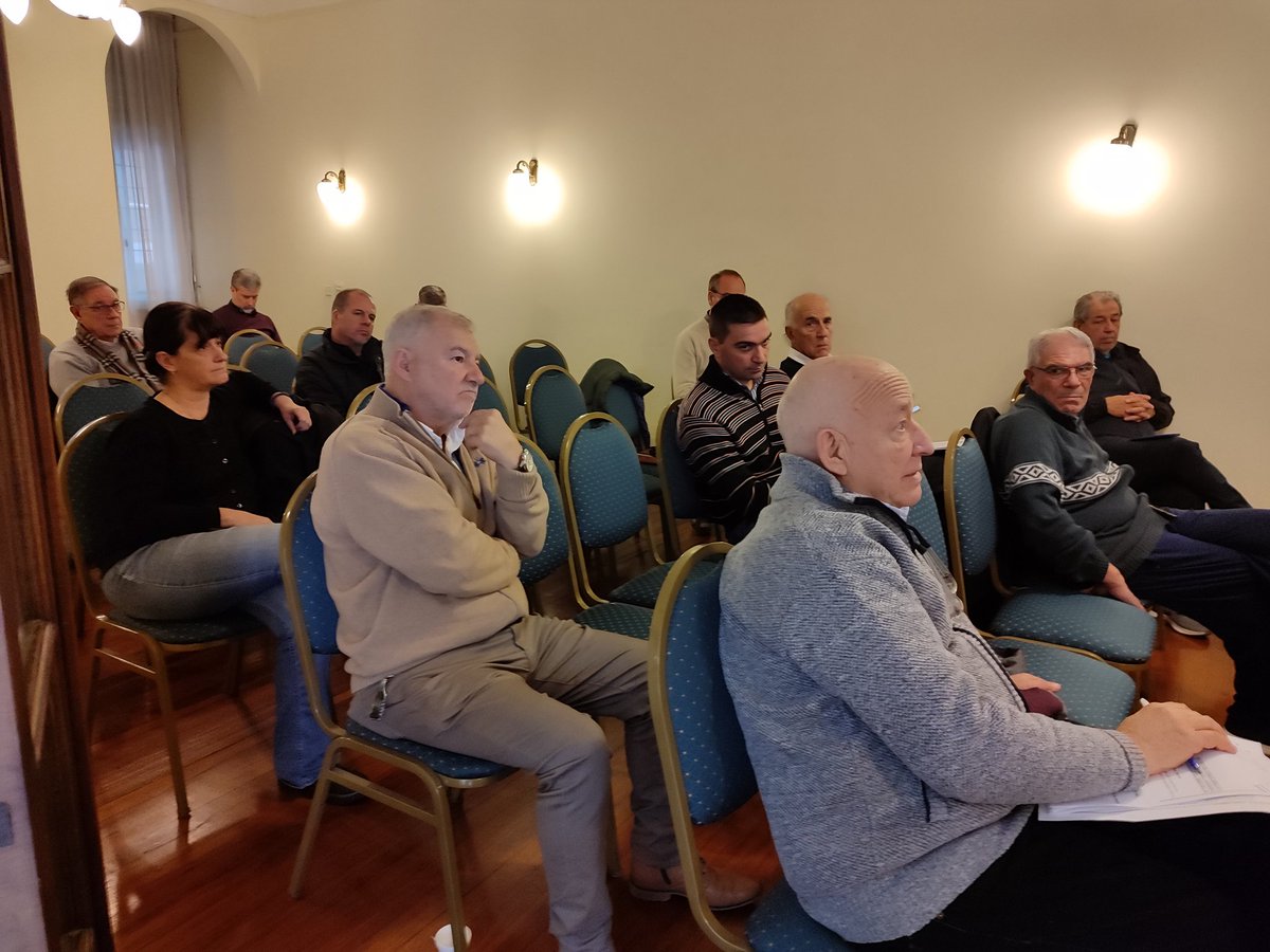 fisfeindustria's tweet photo. Reunión mensual de Consejo Directivo en FISFE 👈🏼🏭
Seguimos trabajando por nuestra industria en Santa Fe 👏🏼
#fisfe #santafe #industria https://t.co/mqZaRKhXan