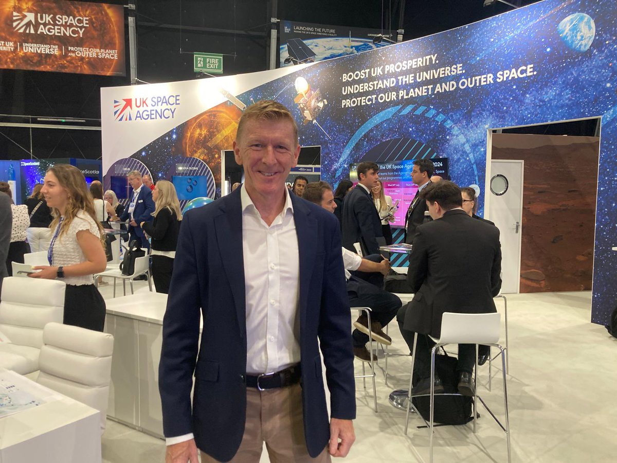 Tim Peake (@astro_timpeake) on Twitter photo Great start to this year’s <a href="/FIAFarnborough/">Farnborough Airshow</a>. The Space Zone goes from strength to strength. So many exciting, innovative companies represented, doing amazing things in the space industry for the benefit of people on Earth.
Great chance to catch up with <a href="/esa/">European Space Agency</a> DG <a href="/AschbacherJosef/">Josef Aschbacher</a> Great start to this year’s <a href="/FIAFarnborough/">Farnborough Airshow</a>. The Space Zone goes from strength to strength. So many exciting, innovative companies represented, doing amazing things in the space industry for the benefit of people on Earth.
Great chance to catch up with <a href="/esa/">European Space Agency</a> DG <a href="/AschbacherJosef/">Josef Aschbacher</a>