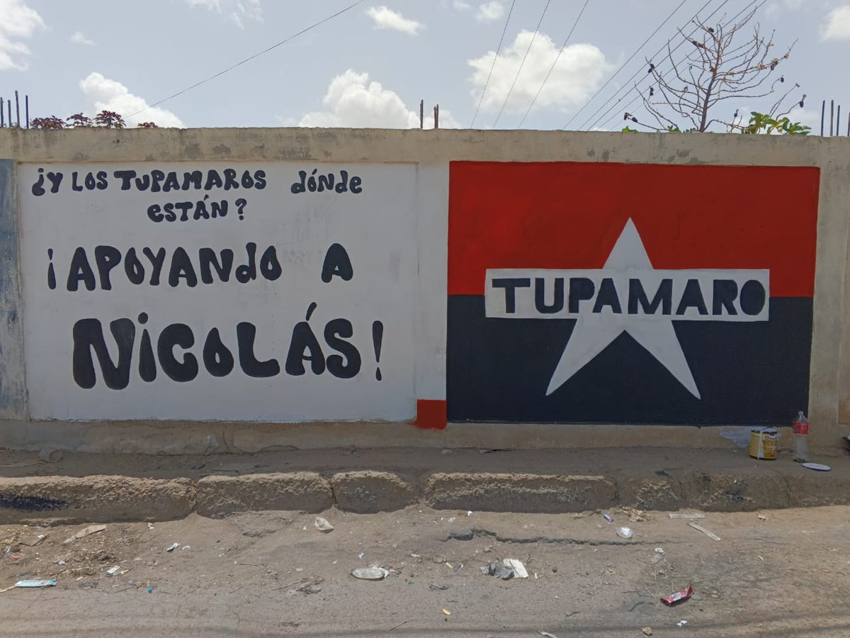 BloqCentroOccid's tweet photo. ¡LA ESPERANZA ESTÁ EN LA CALLE!
Desde el Municipio Miranda del Estado Falcón nuestra militancia rebelde está #PintandoVictoria 🎨 en respaldo a nuestro candidato de la patria @NicolasMaduro rumbo a la victoria histórica de la Revolución.
#VotaTupamaro 🚩🏴 https://t.co/xg5yGvvYaG