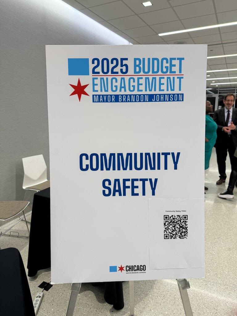 ChicagoDOF's tweet image. Engaging with the community in budget meetings is essential for transparency, inclusiveness, and effective governance. @ChicagoBudget and @ChiEngagement, your meetings provide a platform for residents to voice their concerns, ask questions &amp;amp; provide feedback on budget priorities.