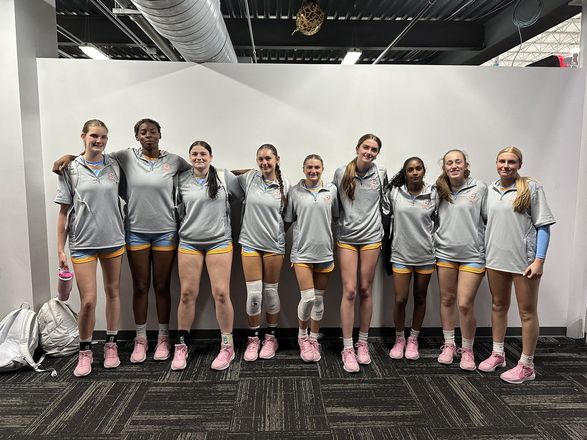 What an awesome year for our U17 HGSL squad!  Friendships &amp; memories made that will last a lifetime!  There is so much to be proud of for this group. These girls have only scratched the surface of what they can do!!  Best of luck to these awesome young ladies!  🩵🧡