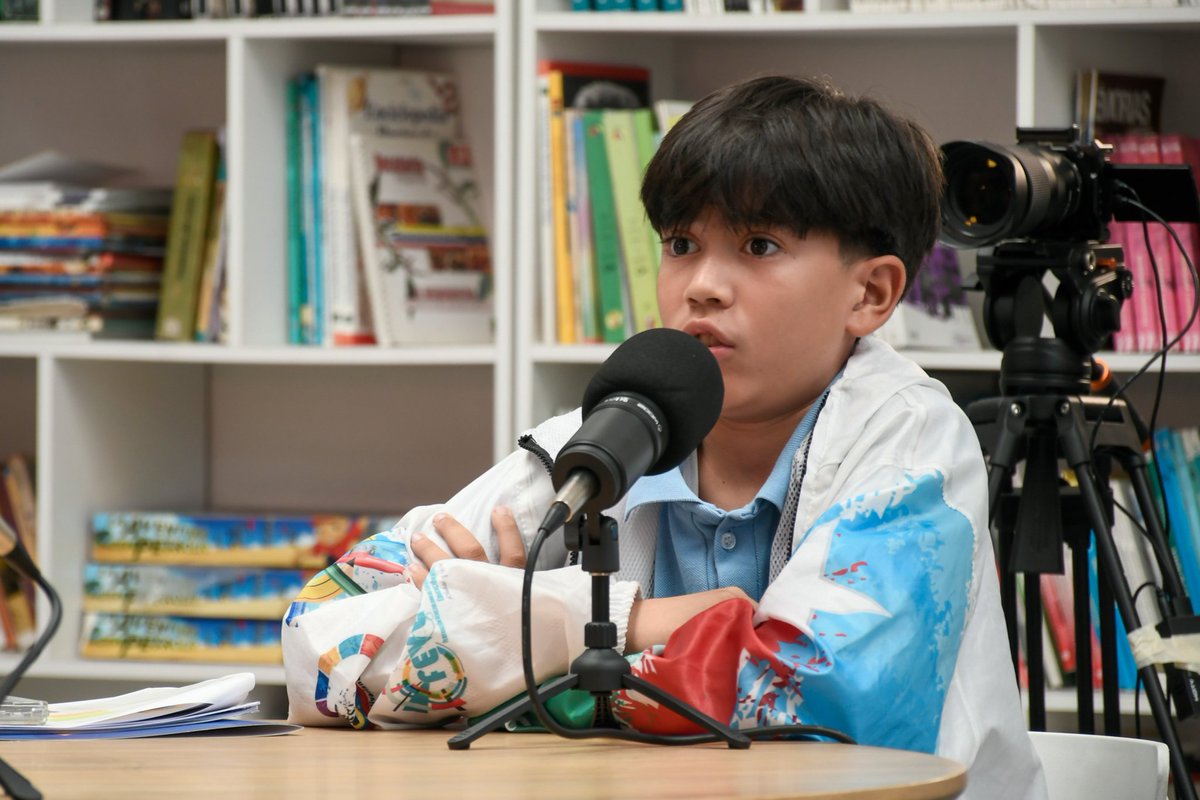 ¡Al aire la Radio Educa y nuestra nueva página web!

Desde la U.E.N. Francisco Pimentel, en Caracas, lanzamos este innovador Ecosistema Venezolano de Comunicación Educativa.

Sintoniza 630 AM e ingresa a la página a través de: mppe.gob.ve

#GenteDePaz
<a href="/NicolasMaduro/">Nicolás Maduro</a>