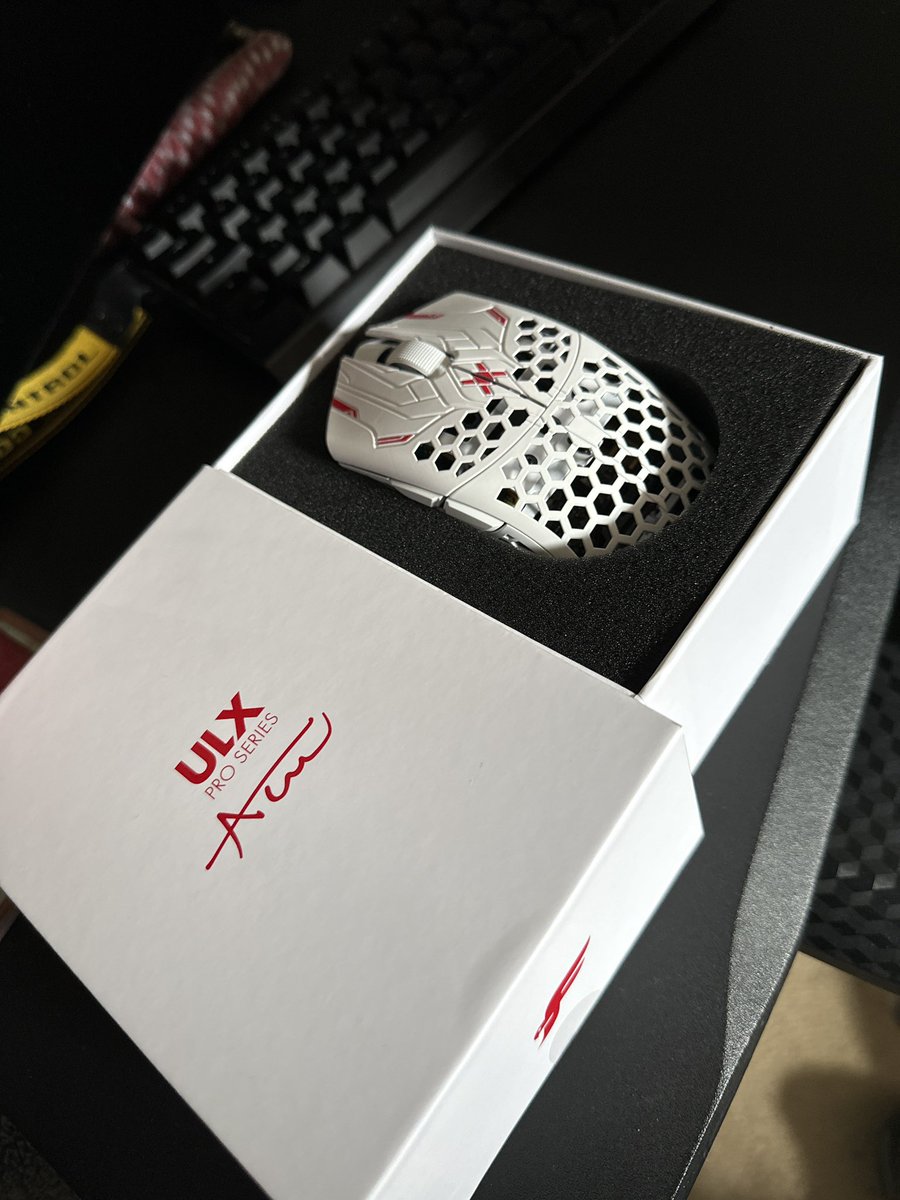 ItsDanzie's tweet photo. Look what came today
@aceu @finalmouse https://t.co/QkIUGGjTb3