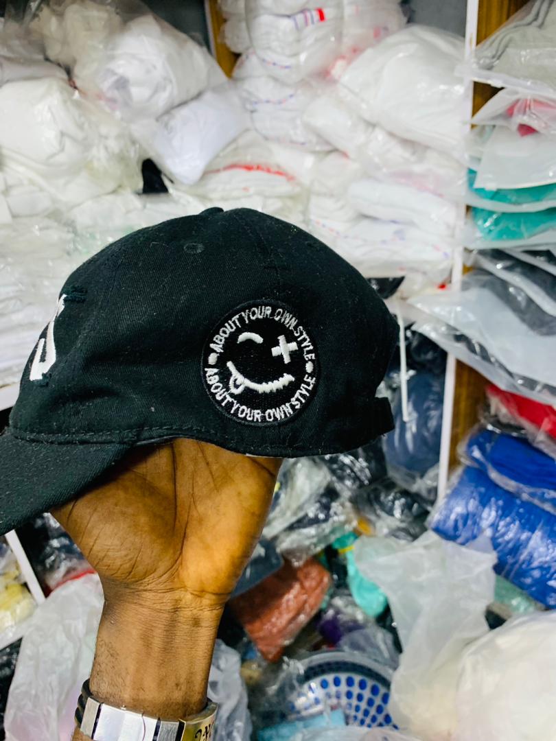 Ovey001's tweet image. Top off your style with AYOS #AboutYourOwnStyle where comfort meets cool! 🧢✨ #NewCap #FashionForward