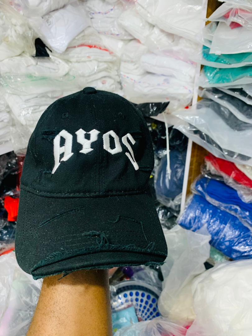 Ovey001's tweet image. Top off your style with AYOS #AboutYourOwnStyle where comfort meets cool! 🧢✨ #NewCap #FashionForward